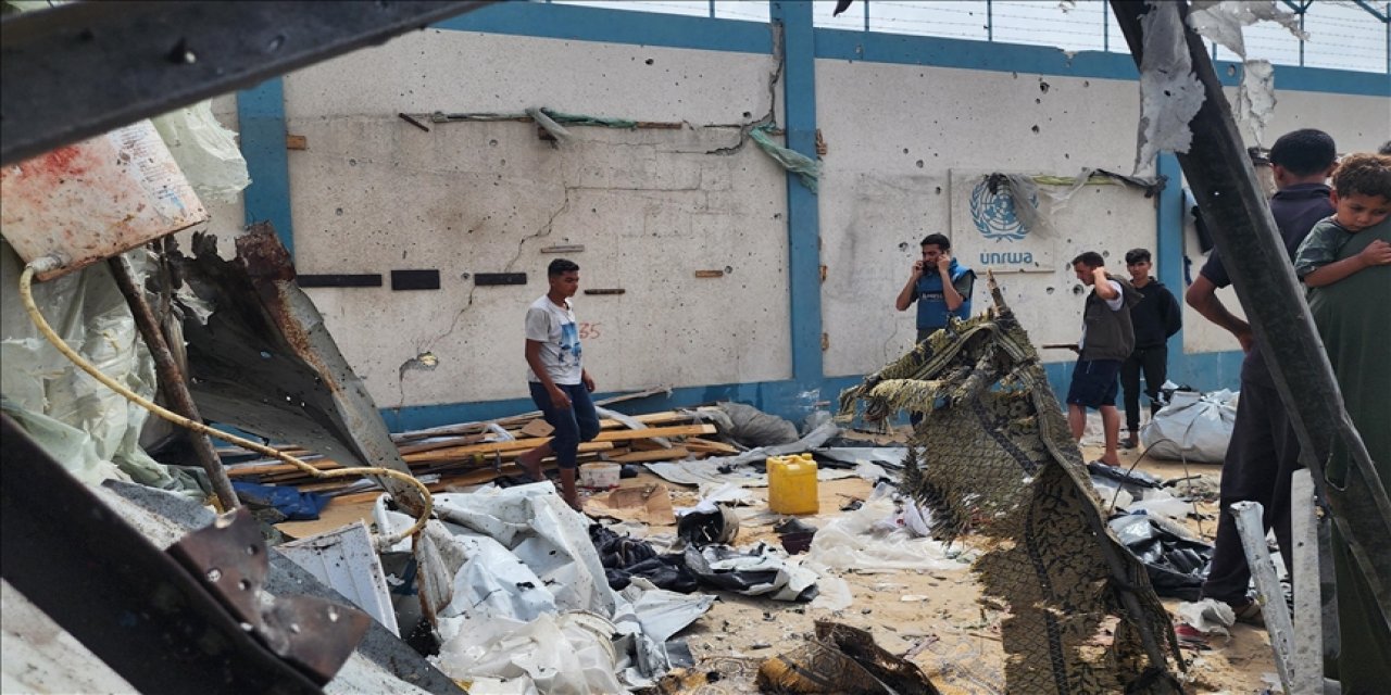 İsrail sivillerin sığındığı çadırları hedef aldı: 25 ölü