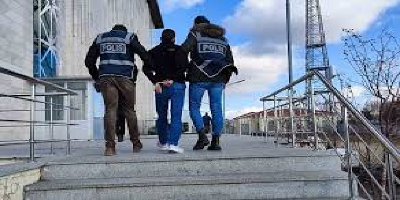 Kars'ta çeşitli suçlardan aranan 3 zanlı tutuklandı